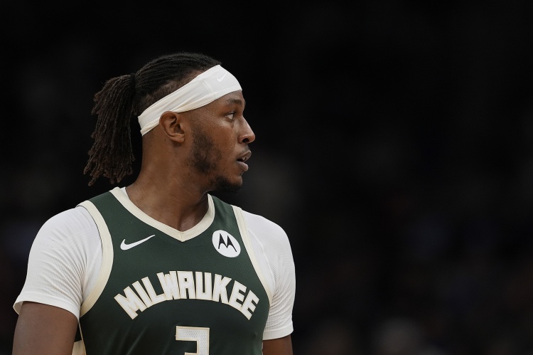 AG百家乐官网-雄鹿主场迎战雷霆 迈尔斯·特纳&amp;小凯文·波特因伤缺席比赛